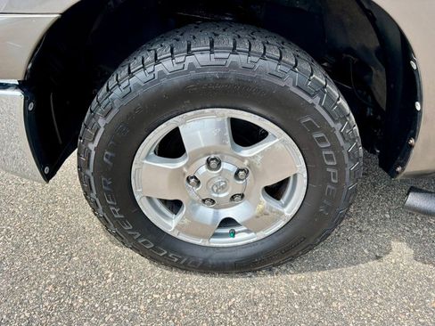Used 2012 Toyota Tundra 4x4 Double Cab w/ TRD Off-Road Pkg image 35