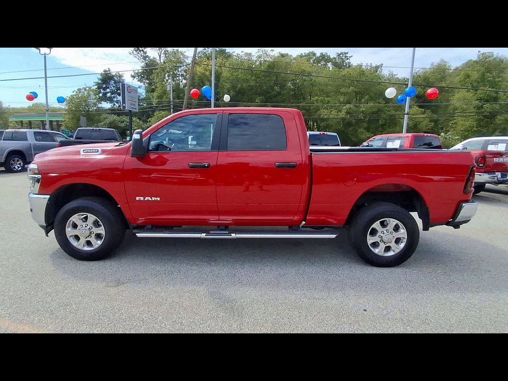 Used 2026 RAM 2500 Big Horn AWD/4WD image 5