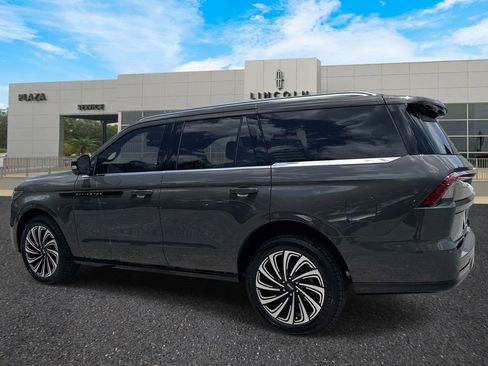 New 2026 Lincoln Navigator Black Label AWD/4WD image 5