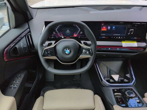 New 2025 BMW X3 xDrive30i w/ Convenience Package image 16