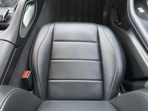 Used 2021 Mercedes-Benz GLE 350 4MATIC image 43