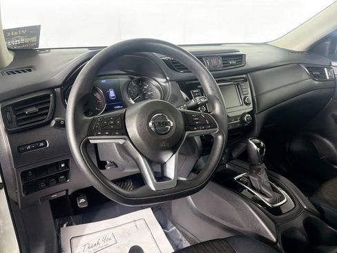 Used 2018 Nissan Rogue S AWD/4WD image 9
