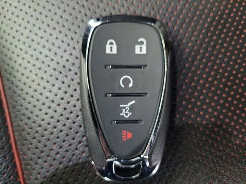 Used 2019 Chevrolet Blazer RS FWD image 32