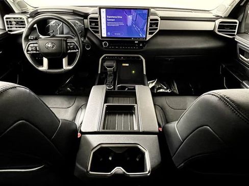 Used 2023 Toyota Tundra Limited image 11