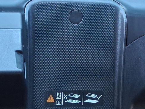 Used 2024 Chevrolet Silverado 1500 High Country w/ Z71 Off-Road Package image 27