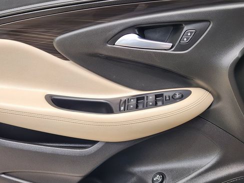 Used 2020 Buick Envision Preferred FWD image 26