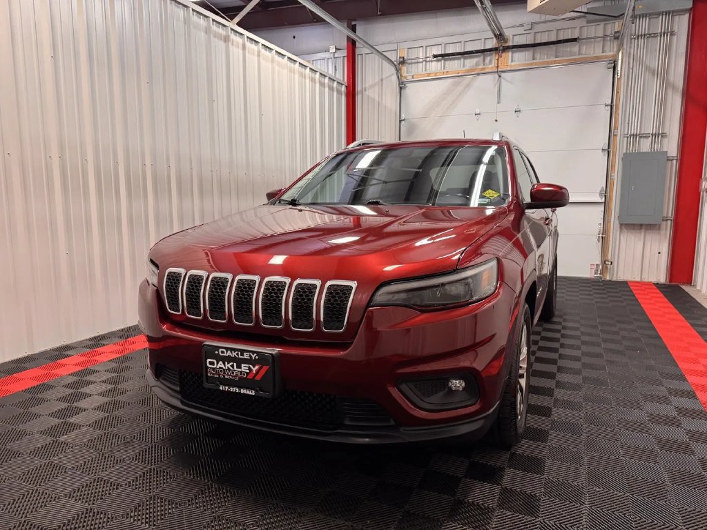 Used 2019 Jeep Cherokee Latitude Plus FWD image 9