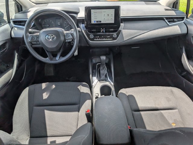 Used 2024 Toyota Corolla LE FWD image 5