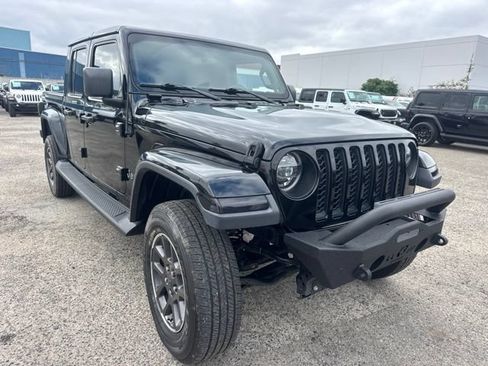Used 2020 Jeep Gladiator Overland w/ Popular Equipment Package AWD/4WD image 3