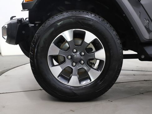 Used 2022 Jeep Wrangler Unlimited Sahara w/ LED Lighting Group image 29