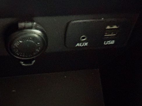 Used 2018 Subaru Impreza 2.0i Limited image 26