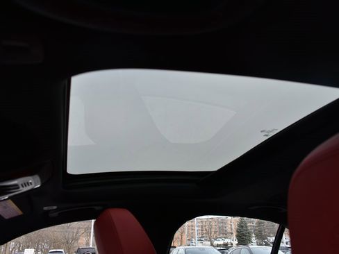 New 2025 Alfa Romeo Giulia AWD image 19