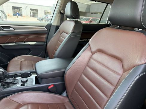 Used 2021 Volkswagen Atlas SEL Premium AWD/4WD image 18