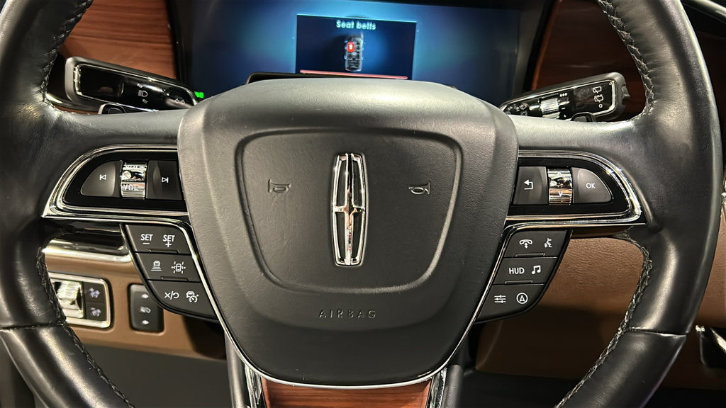 Used 2023 Lincoln Navigator Reserve AWD/4WD image 11