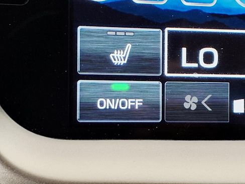 Certified 2025 Subaru Outback Onyx Edition AWD/4WD image 23