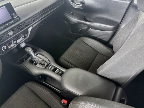 Certified 2024 Honda HR-V LX image 26