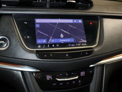 Used 2020 Cadillac XT5 Premium Luxury image 16