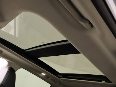 Used 2022 Nissan Murano Platinum w/ Cargo Package image 16