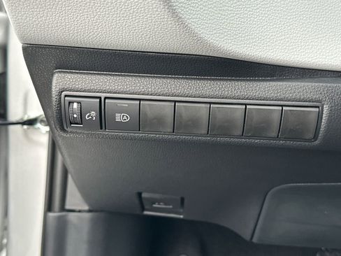 New 2026 Toyota Corolla SE image 19