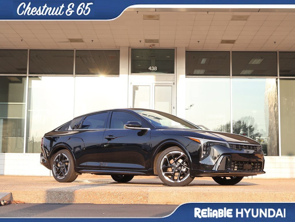 Used 2026 Kia K4 GT-Line FWD image 2