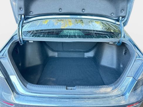 Used 2024 Honda Accord EX image 9