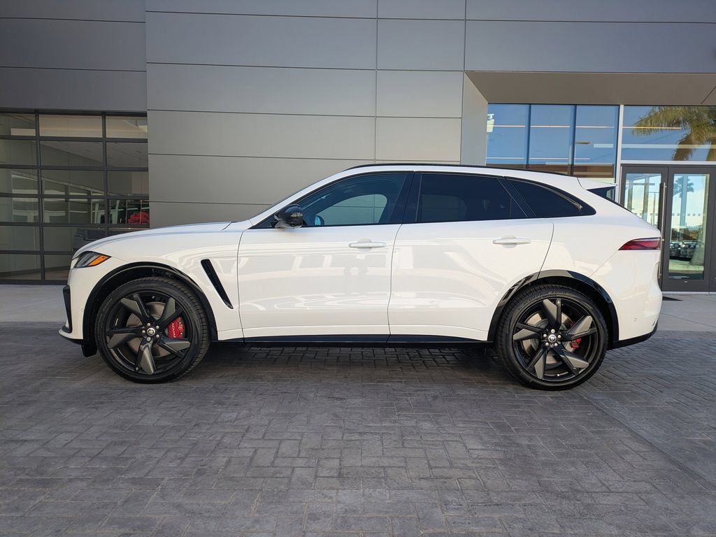 New 2026 Jaguar F-PACE SVR AWD/4WD image 7