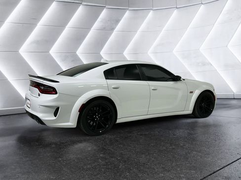 Used 2023 Dodge Charger Scat Pack RWD image 4
