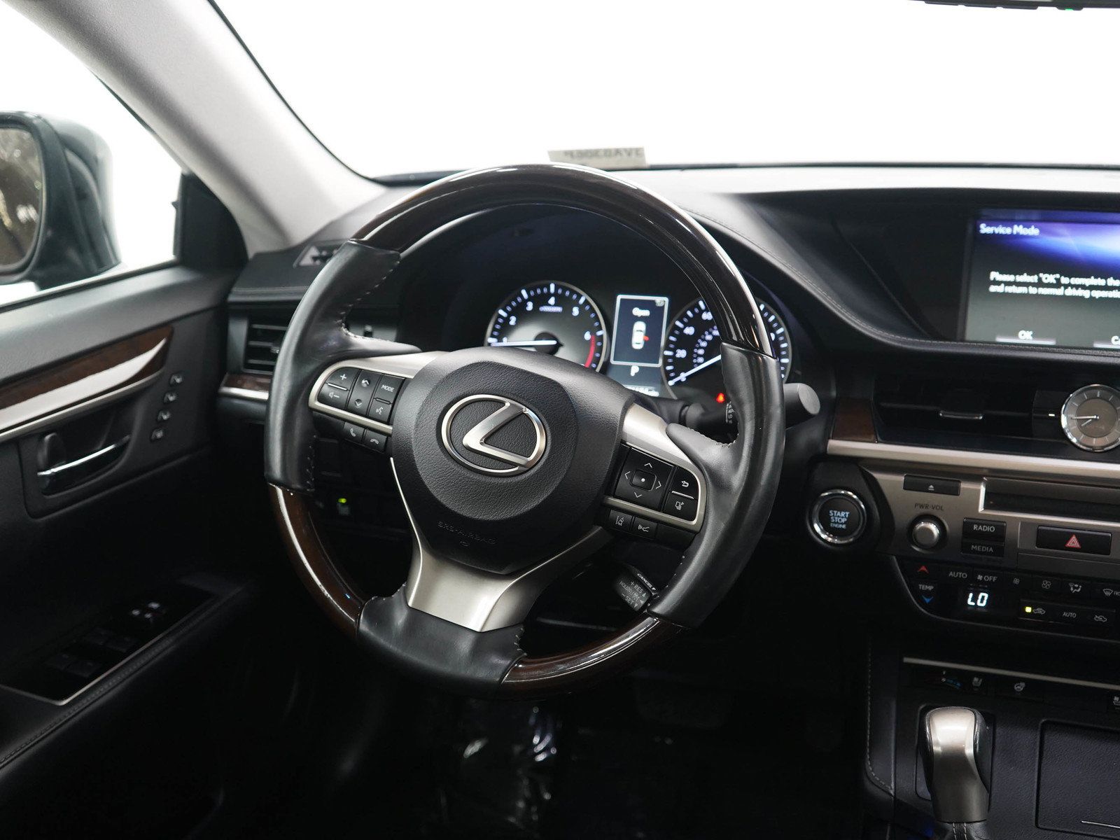 Used 2018 Lexus ES 350 w/ Navigation System Package FWD image 14