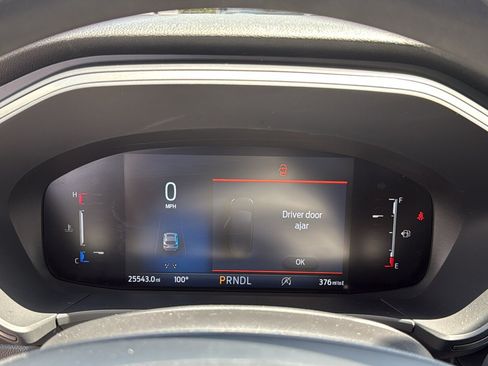 Used 2025 Ford Escape Active AWD/4WD image 14