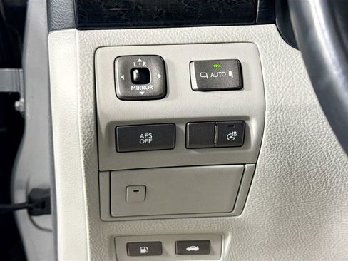 Used 2008 Lexus LS 460 image 10