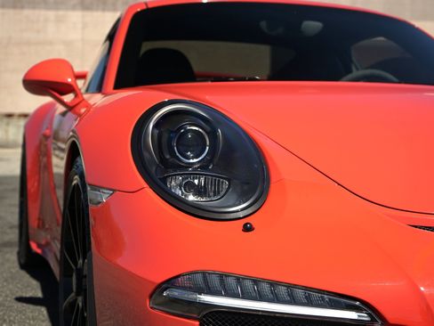 Used 2016 Porsche 911 GT3 RWD image 6