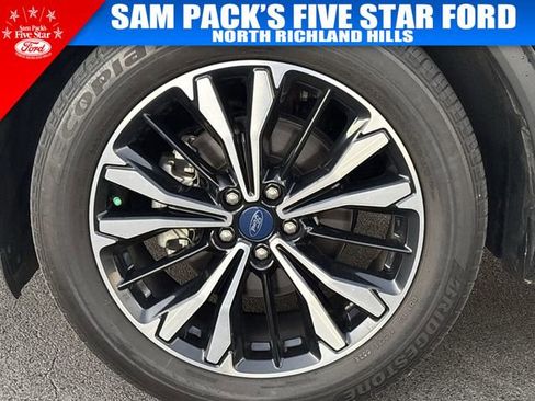 Used 2022 Ford Escape SEL w/ SEL Stealth AWD Package image 19