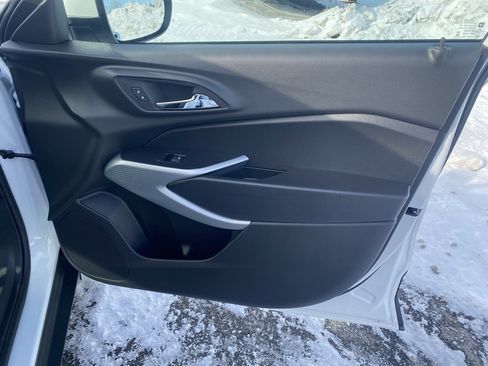 New 2026 Chevrolet Trax LS image 18