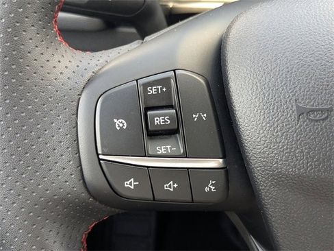 Used 2024 Ford Escape ST-Line image 21