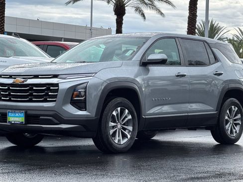 New 2026 Chevrolet Equinox LT image 7