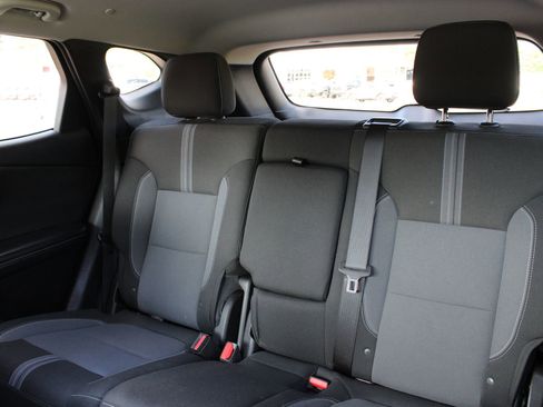 Used 2023 Chevrolet Blazer LT FWD image 13