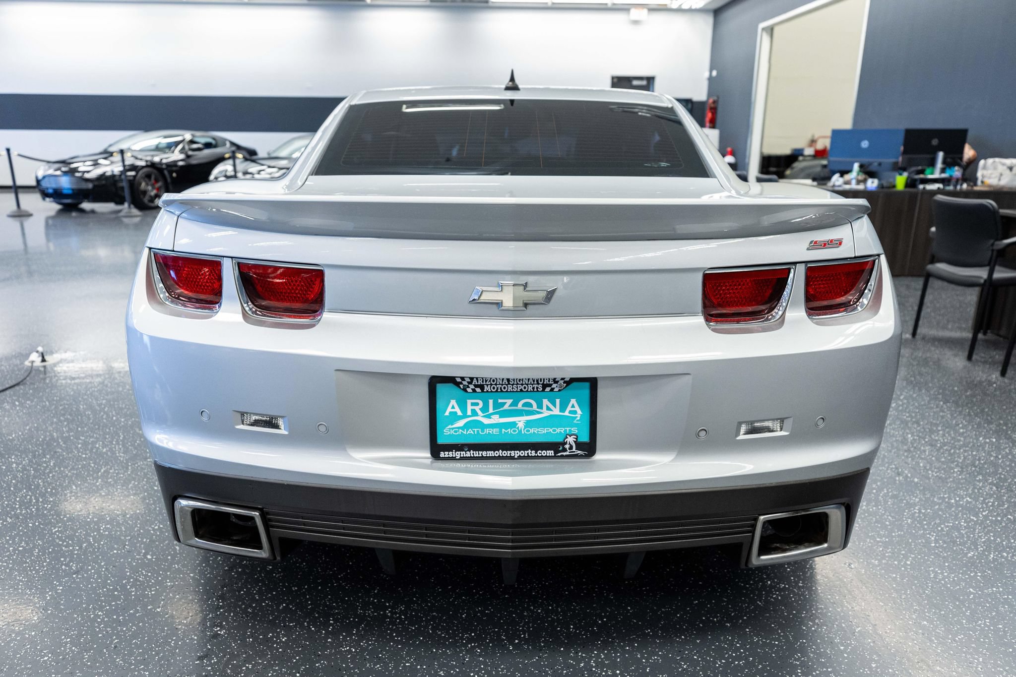 Used 2011 Chevrolet Camaro SS w/ LPO, Ground Effects Package RWD image 7