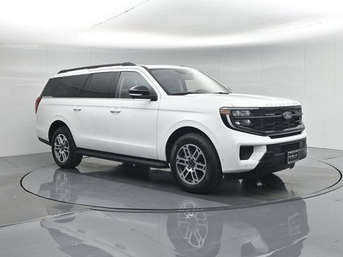 Certified 2025 Ford Expedition Max Active image 26