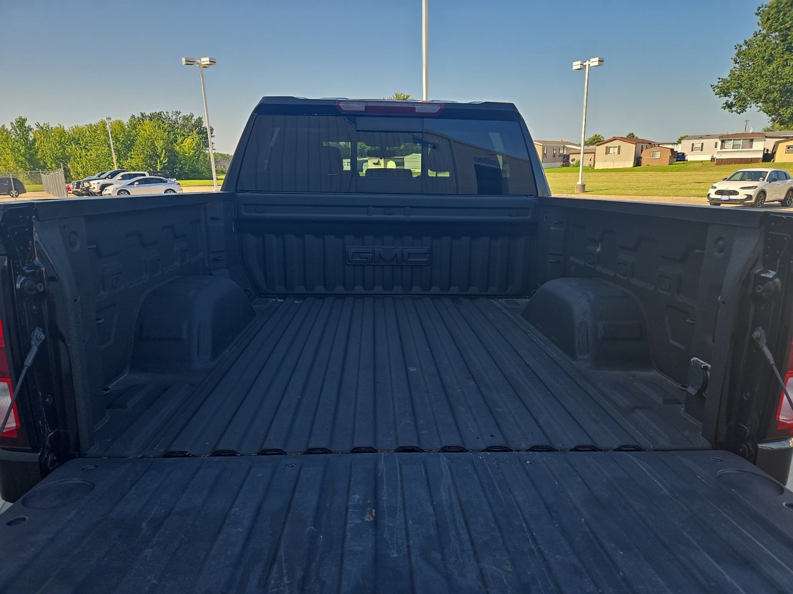 Used 2020 GMC Sierra 1500 Elevation w/ Elevation Value Package AWD/4WD image 15