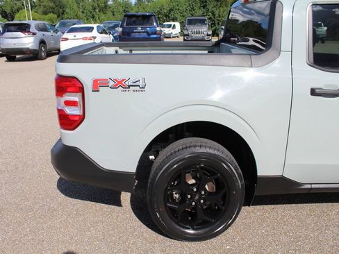 Used 2024 Ford Maverick XLT w/ Equipment Group 300A Standard AWD/4WD image 17