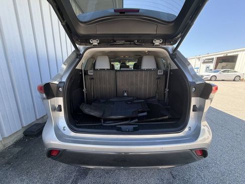 Used 2021 Toyota Highlander Limited AWD/4WD image 27