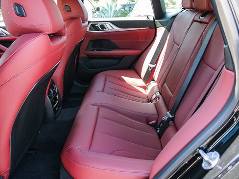 New 2026 BMW i4 eDrive40 w/ Parking Assistance Package RWD image 18