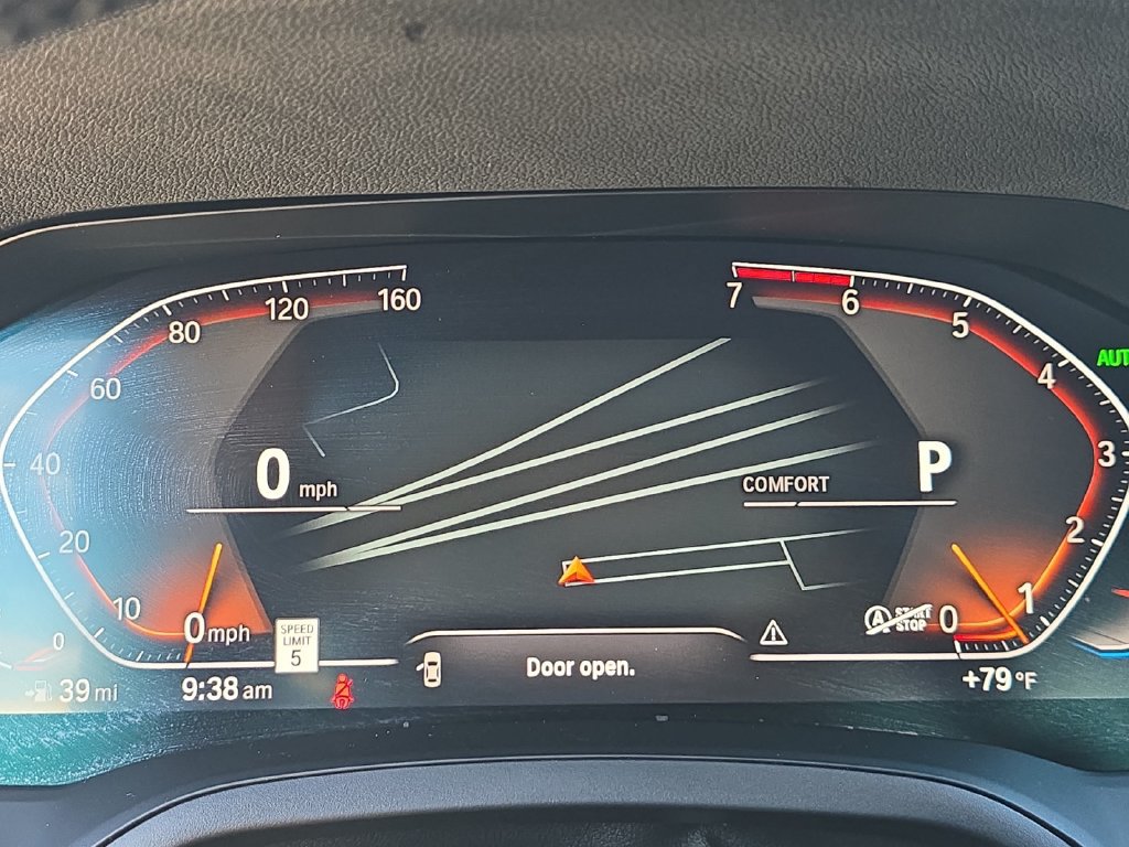 Used 2022 BMW 330i Sedan w/ M Sport Package RWD image 23