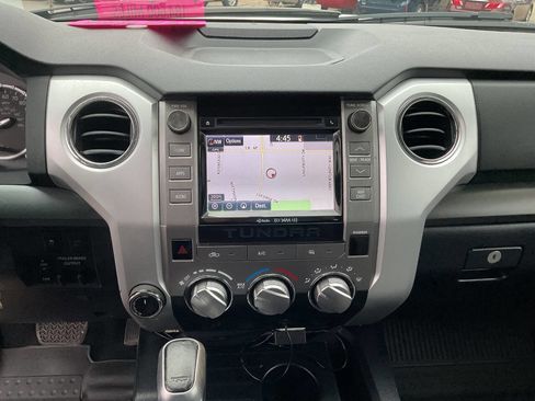 Used 2017 Toyota Tundra SR5 w/ TRD Off Road Package image 21