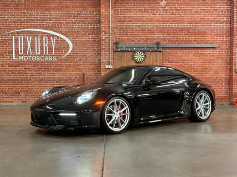 Used 2022 Porsche 911 Carrera S RWD image 6