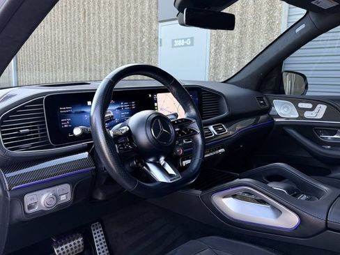 Used 2024 Mercedes-Benz GLS 63 AMG 4MATIC image 11