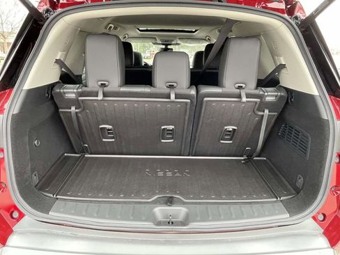 New 2026 Nissan Pathfinder Platinum w/ Cargo Package image 9