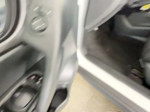 Used 2020 Nissan Rogue S FWD image 19