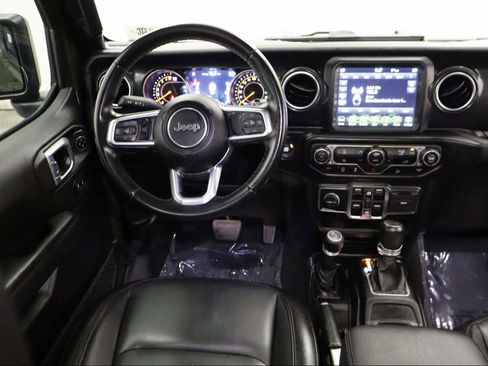 Used 2021 Jeep Wrangler Unlimited Sahara image 16