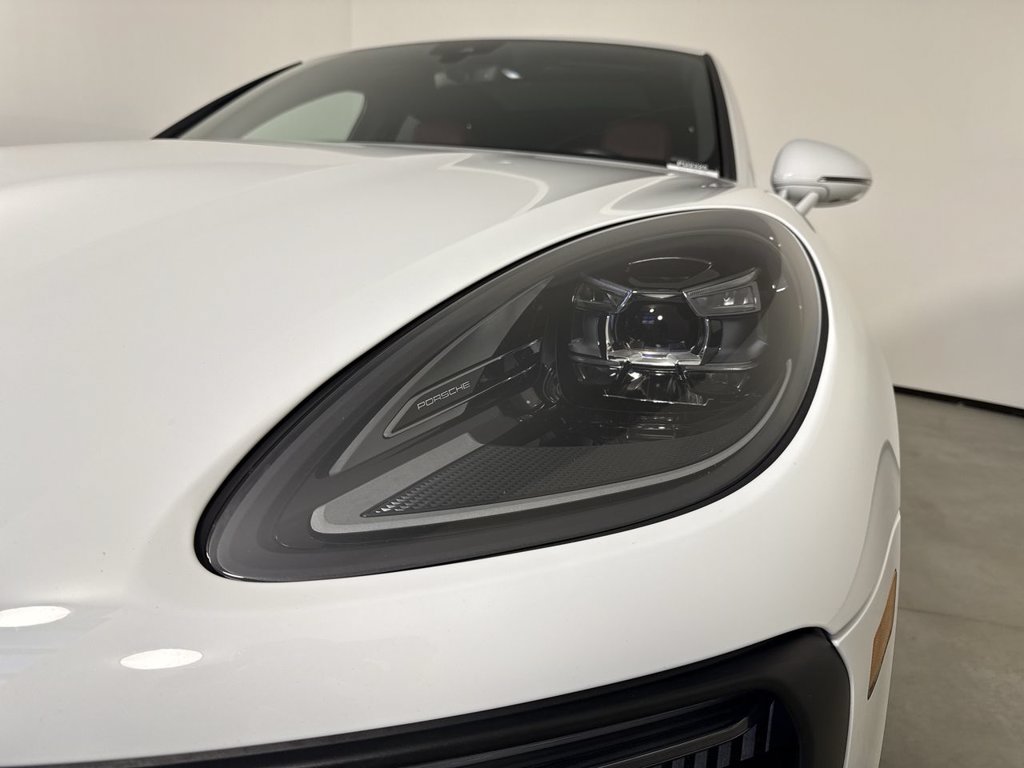 Certified 2023 Porsche Macan GTS AWD/4WD image 11